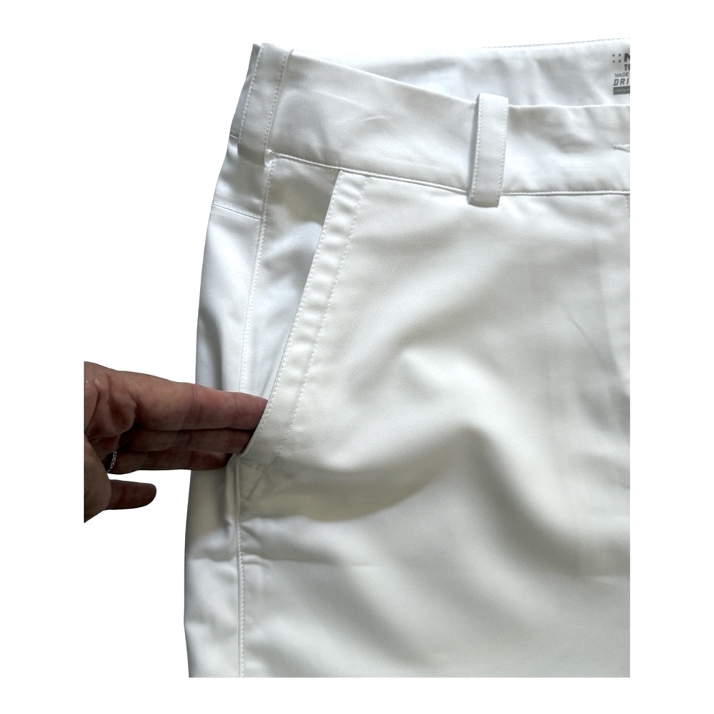 NWT Women’s Nike White Golf Tennis Pickleball Skort with Built-In Shorts! 12! - Picture 4 of 10